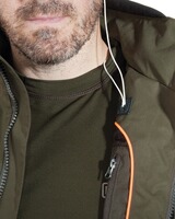 Jacke Aran, MAK