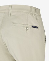 Chino Foxx, Club of Comfort