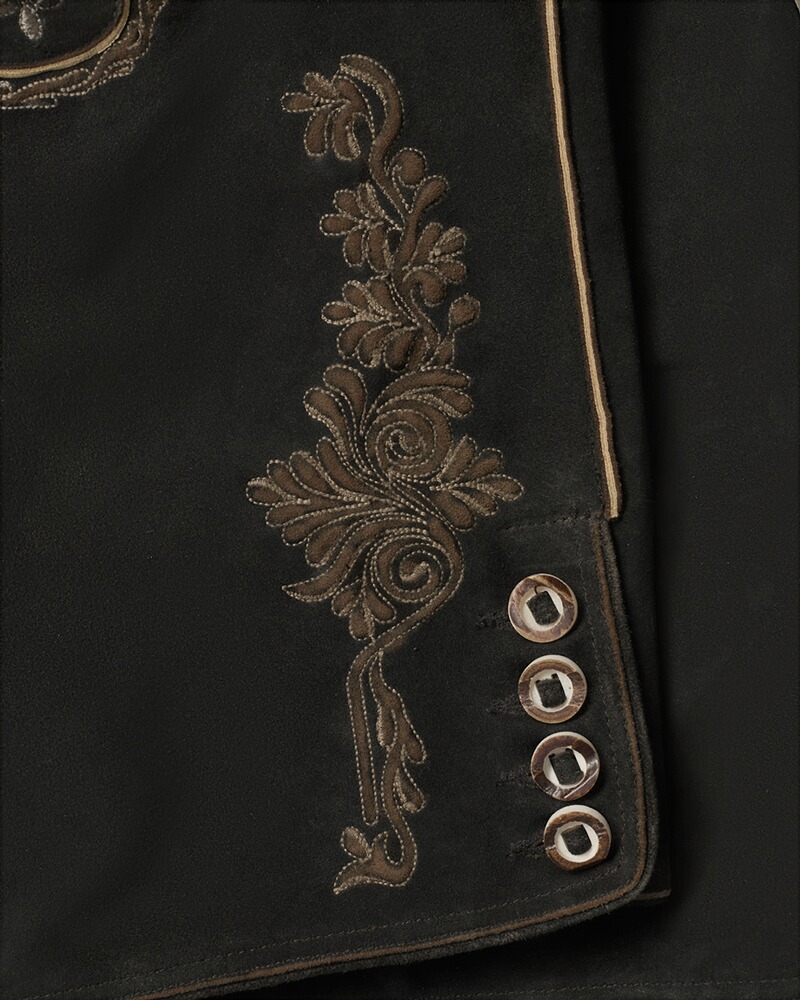 Kurze Lederhose, Almsach