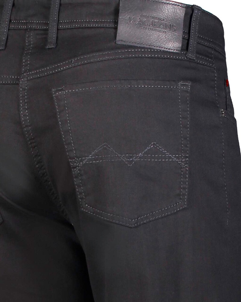 Jeans Arne, MAC
