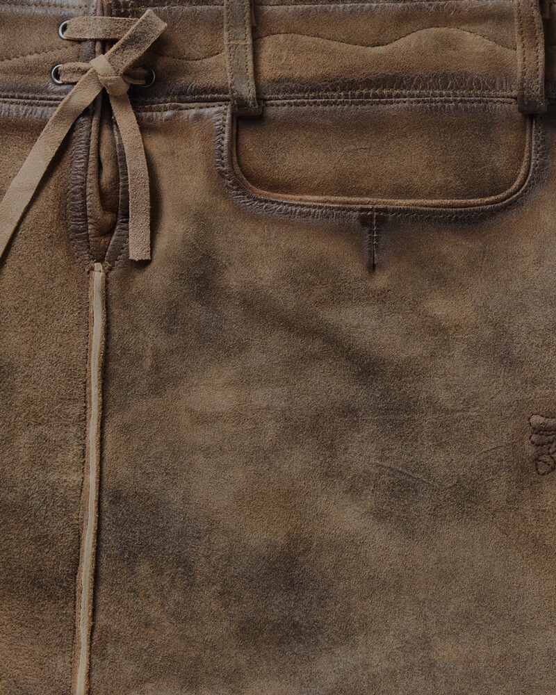 Kurze Lederhose, Country Line