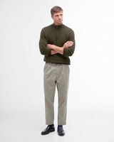 Troyer Holden, Barbour
