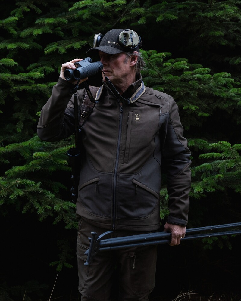 Cap Tatra, Deerhunter