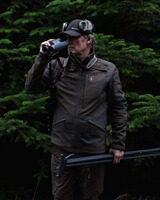 Cap Tatra, Deerhunter