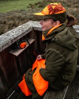 Cap Eagle, Deerhunter