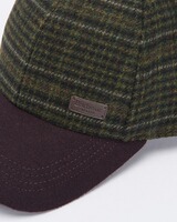 Cap Clyde, Barbour