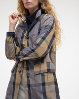 Mantel Babbity, Barbour