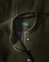 Stehkragenjacke mit Samtdetails, Luis Steindl