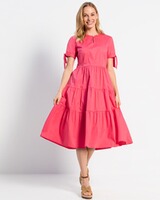 Kleid mit Stufenvolants, Brigitte von Schönfels