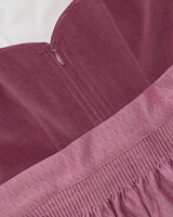 Samt-Dirndl, Krüger