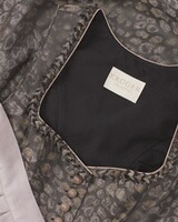 Jacquard-Dirndl Leo, Krüger