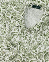 Paisleybluse mit Blumen, Luis Steindl