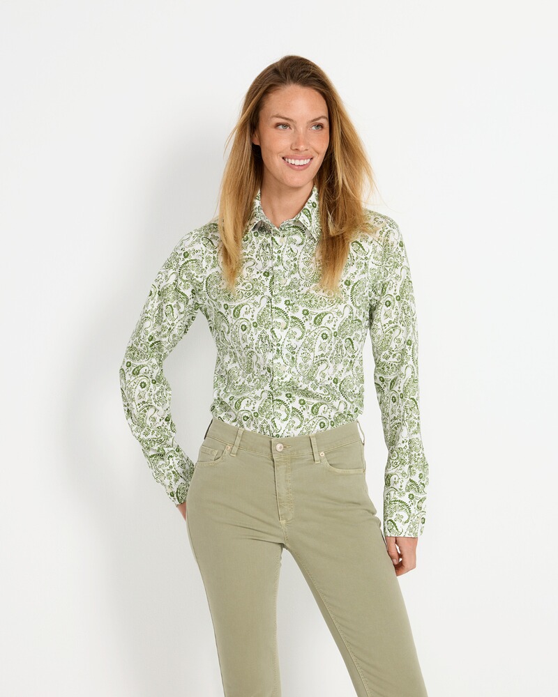 Paisleybluse mit Blumen, Luis Steindl