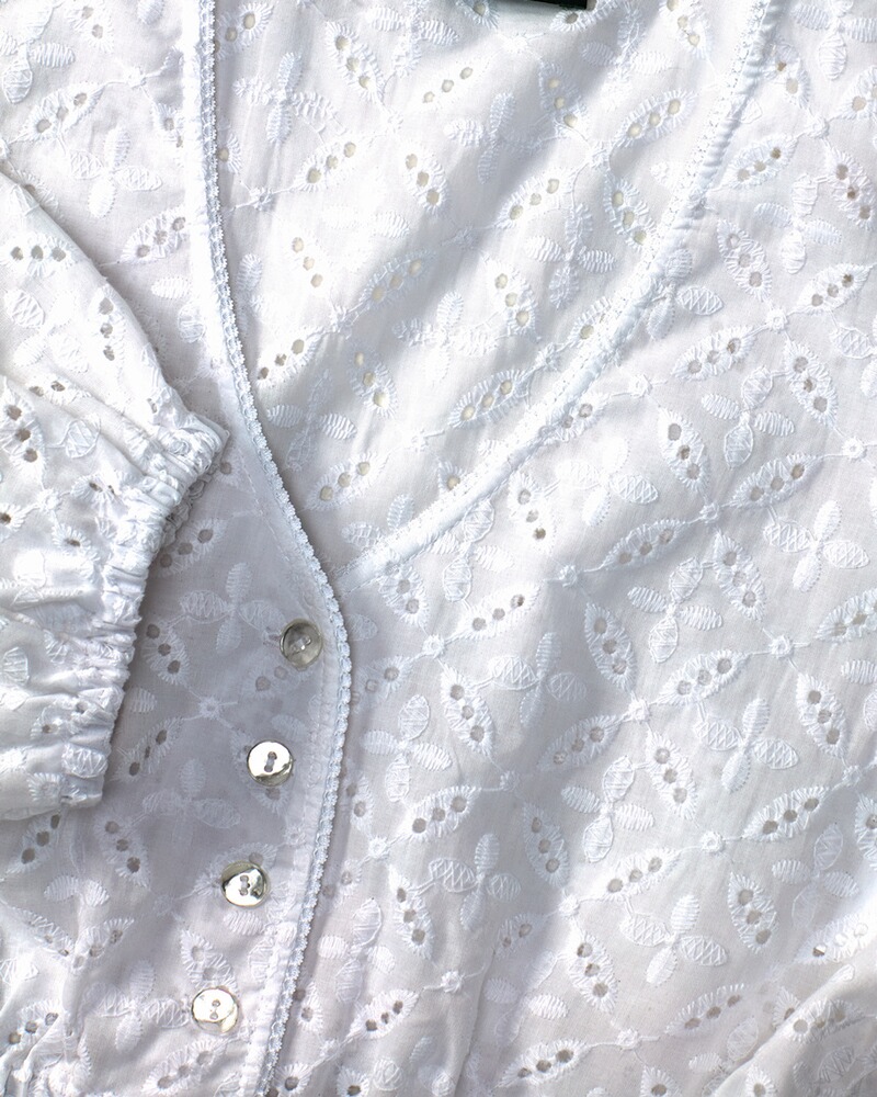 Dirndbluse aus Madeira-Spitze, Country Line