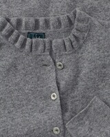 Strickjacke mit Rüschenkragen, Luis Steindl