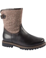 Kurzer Stiefel, dirndl + bua