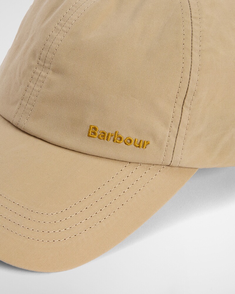 Cap Mya, Barbour