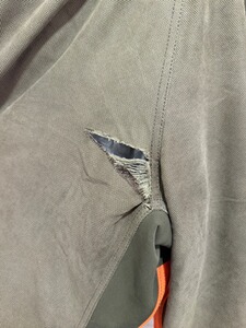 Bewertungsbild zu der Überschrift Tolle Hose, aber leider bei der dritten Drückjagd gerissen.